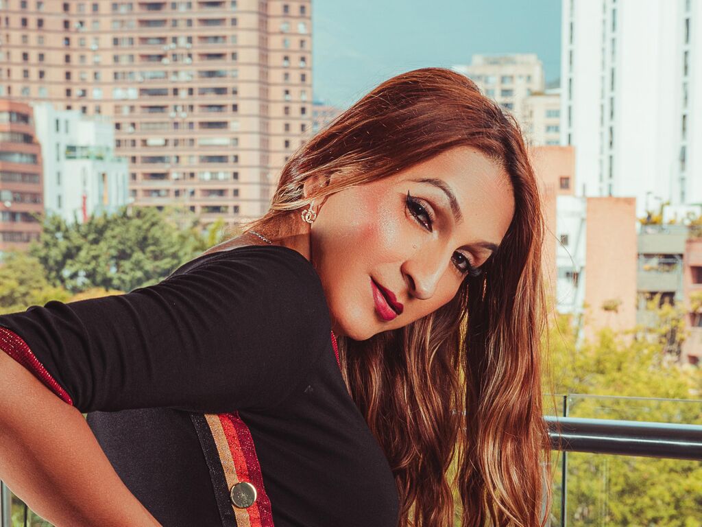 Valeria Stones